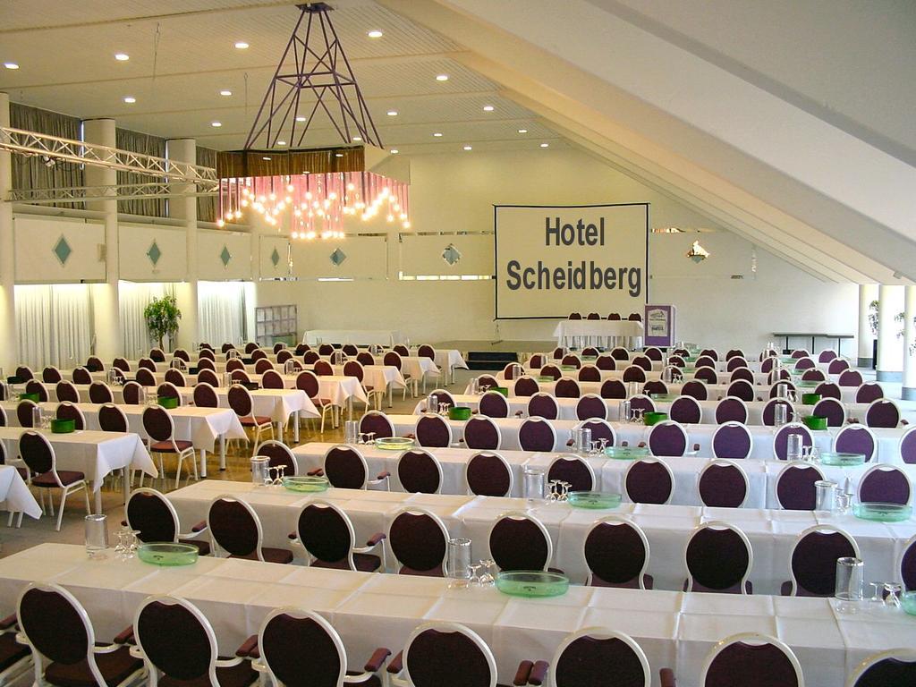 Hotel Scheidberg Wallerfangen Екстериор снимка